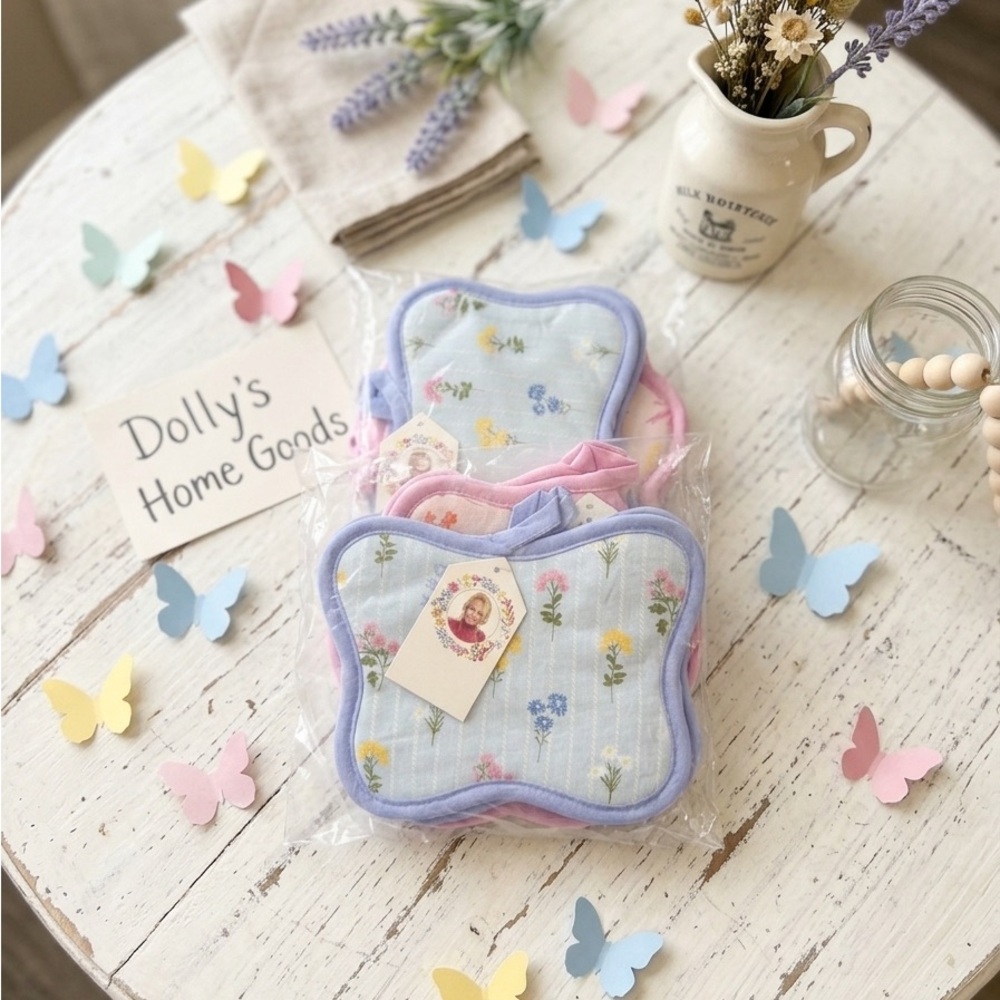NWT Dolly Parton Butterfly Pot Holder Set - Floral Spring Collection (2pk)